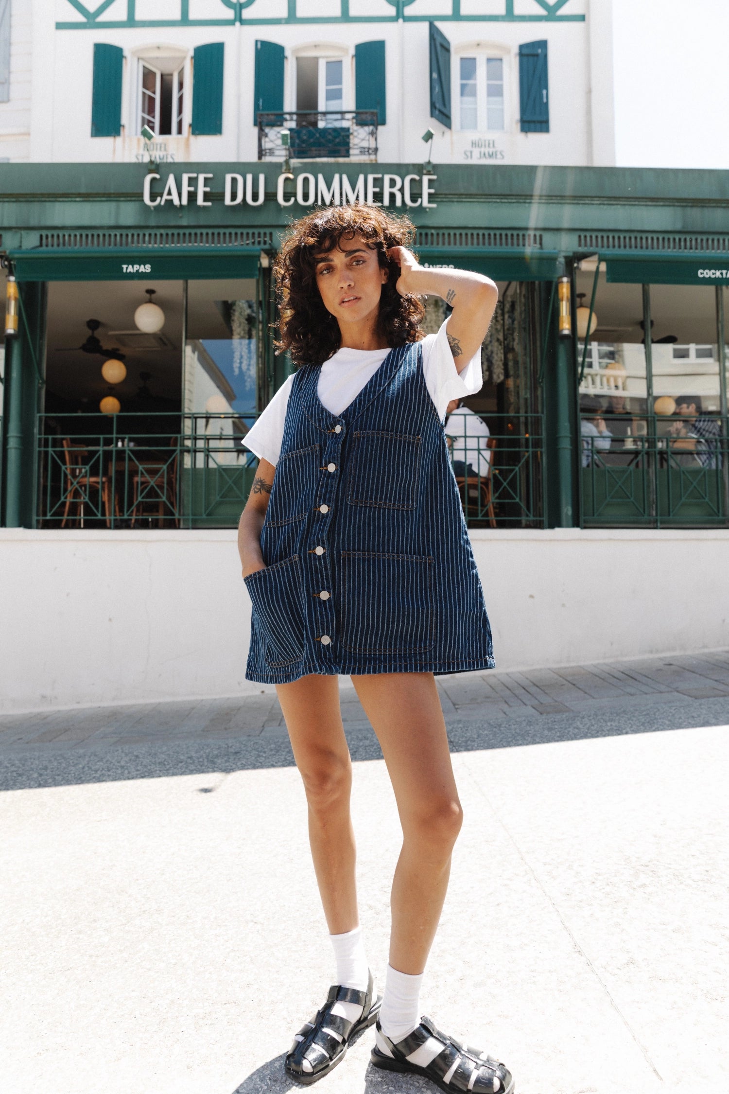 Sharp Dress 140
