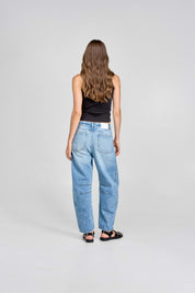 Soft barrel jean 181
