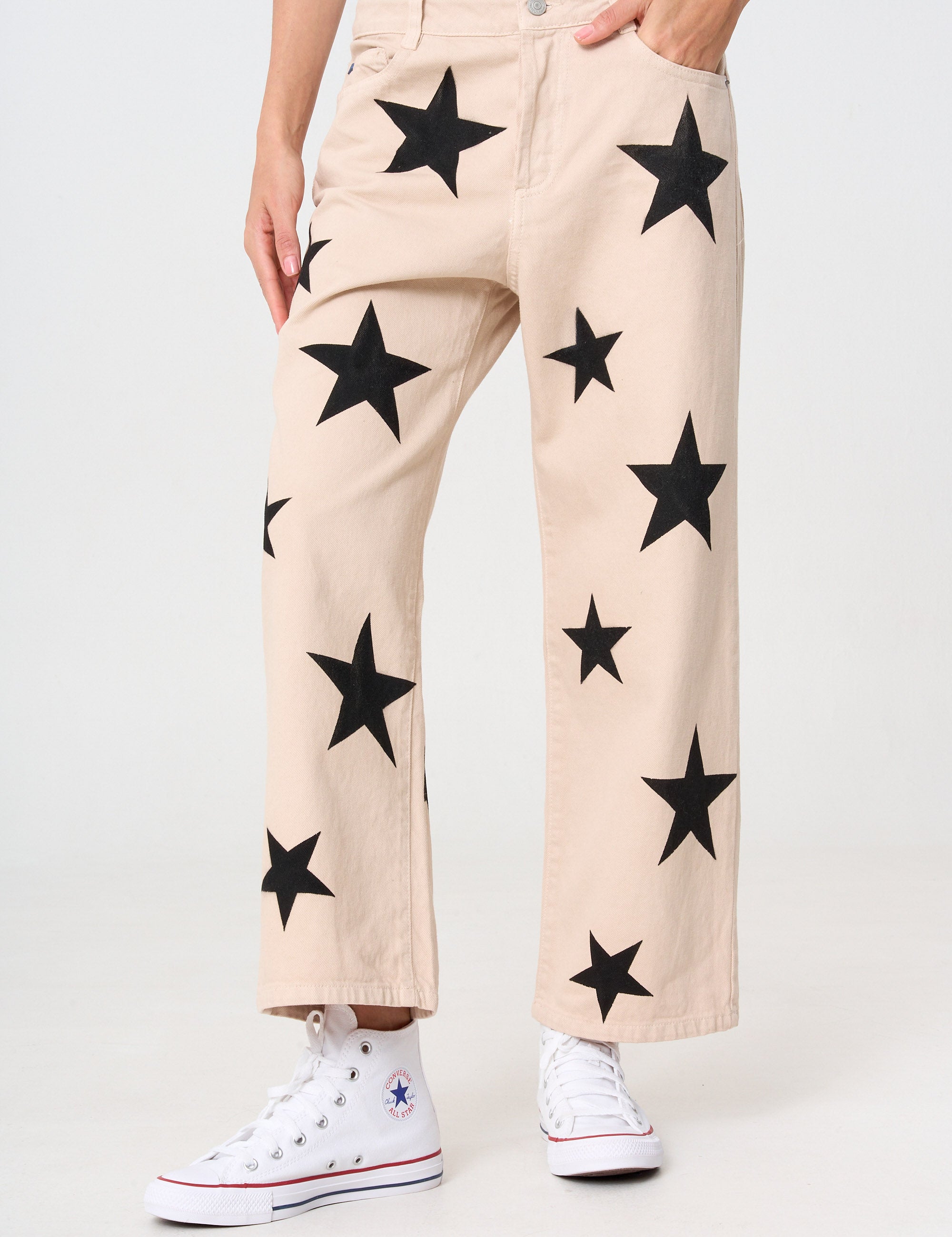 pantalón femenino con estampado 