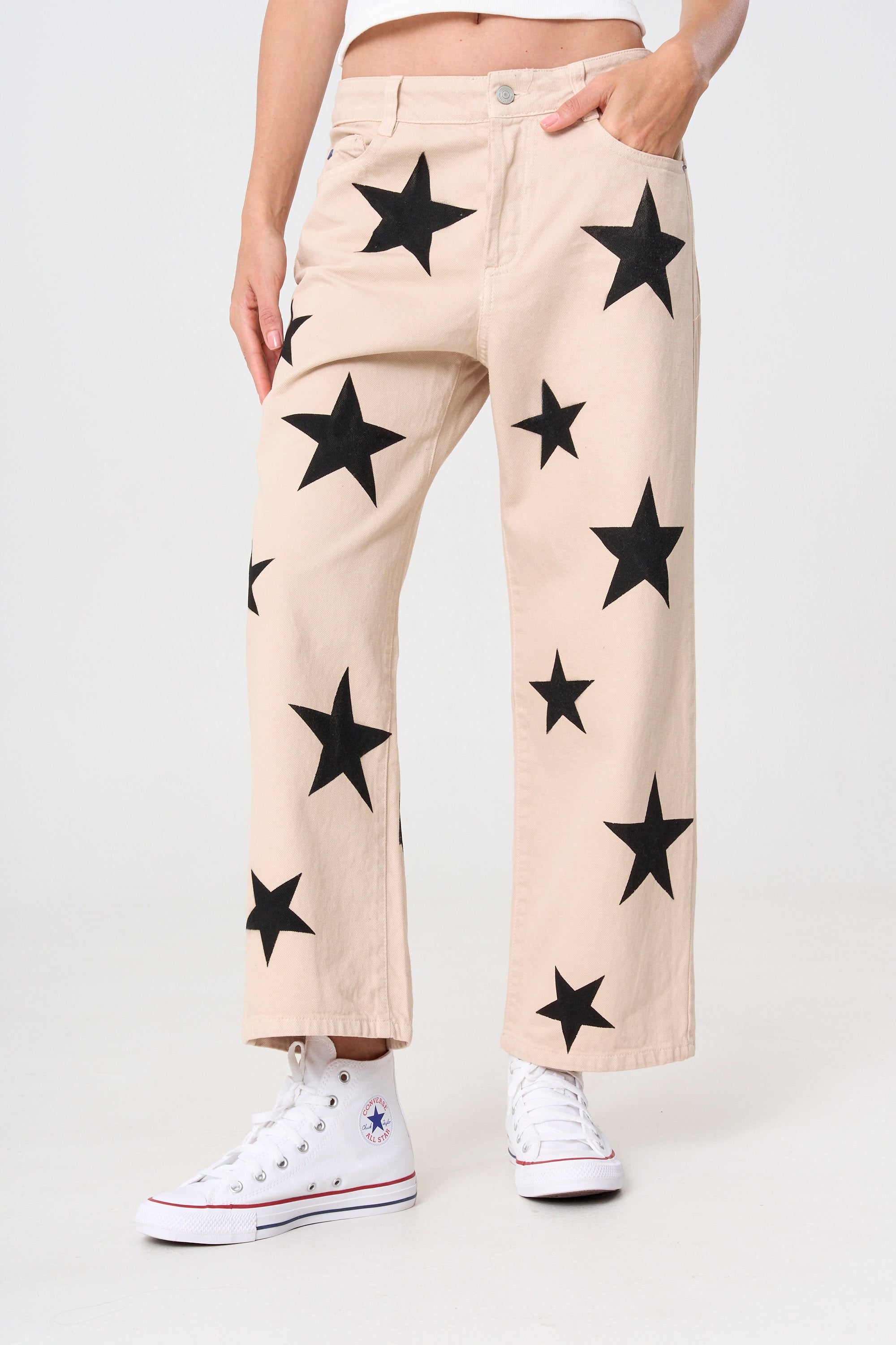 pantalón femenino con estampado 