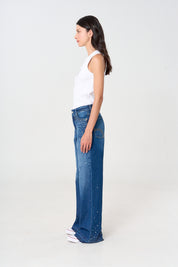 jean femenino oscuro con estrellas 