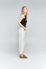 Set blackout barrel jean