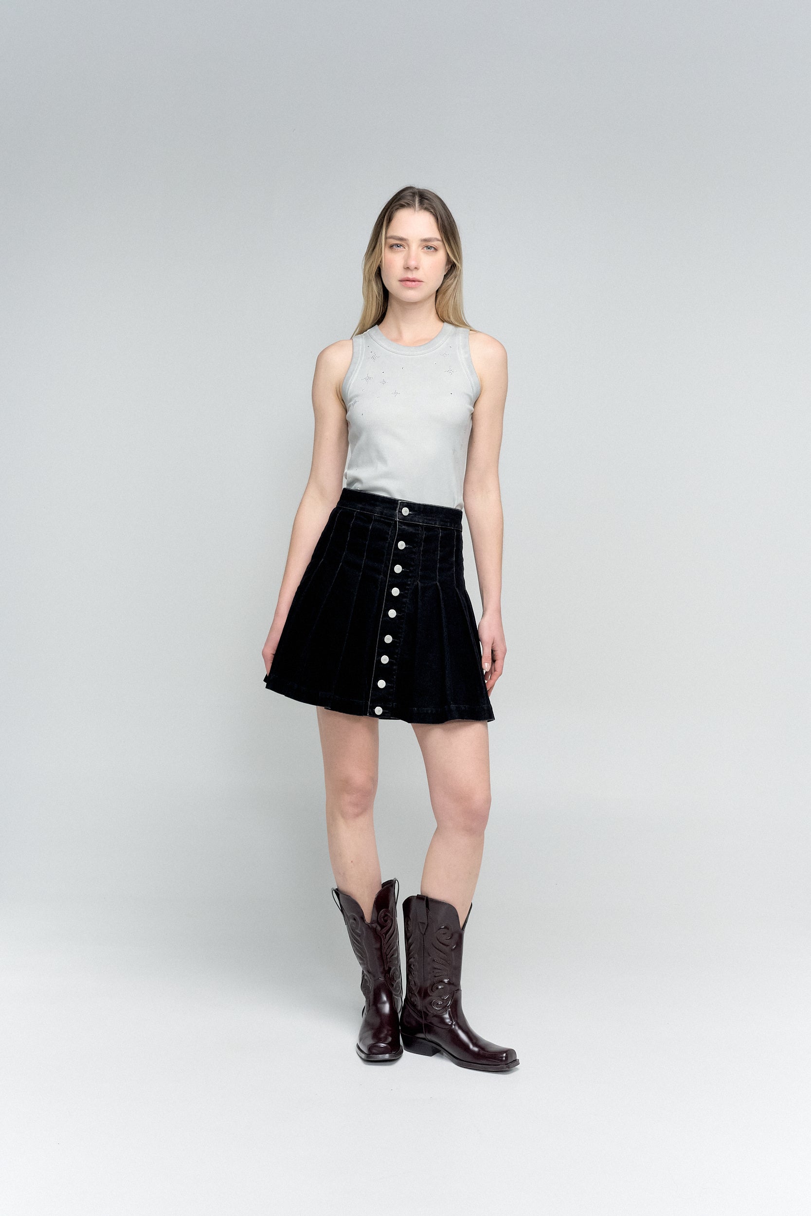 The velvet skirt 157