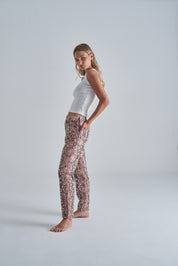 Mom jeans mujer, bota recta suelto