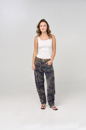 Woven barrel jean 186
