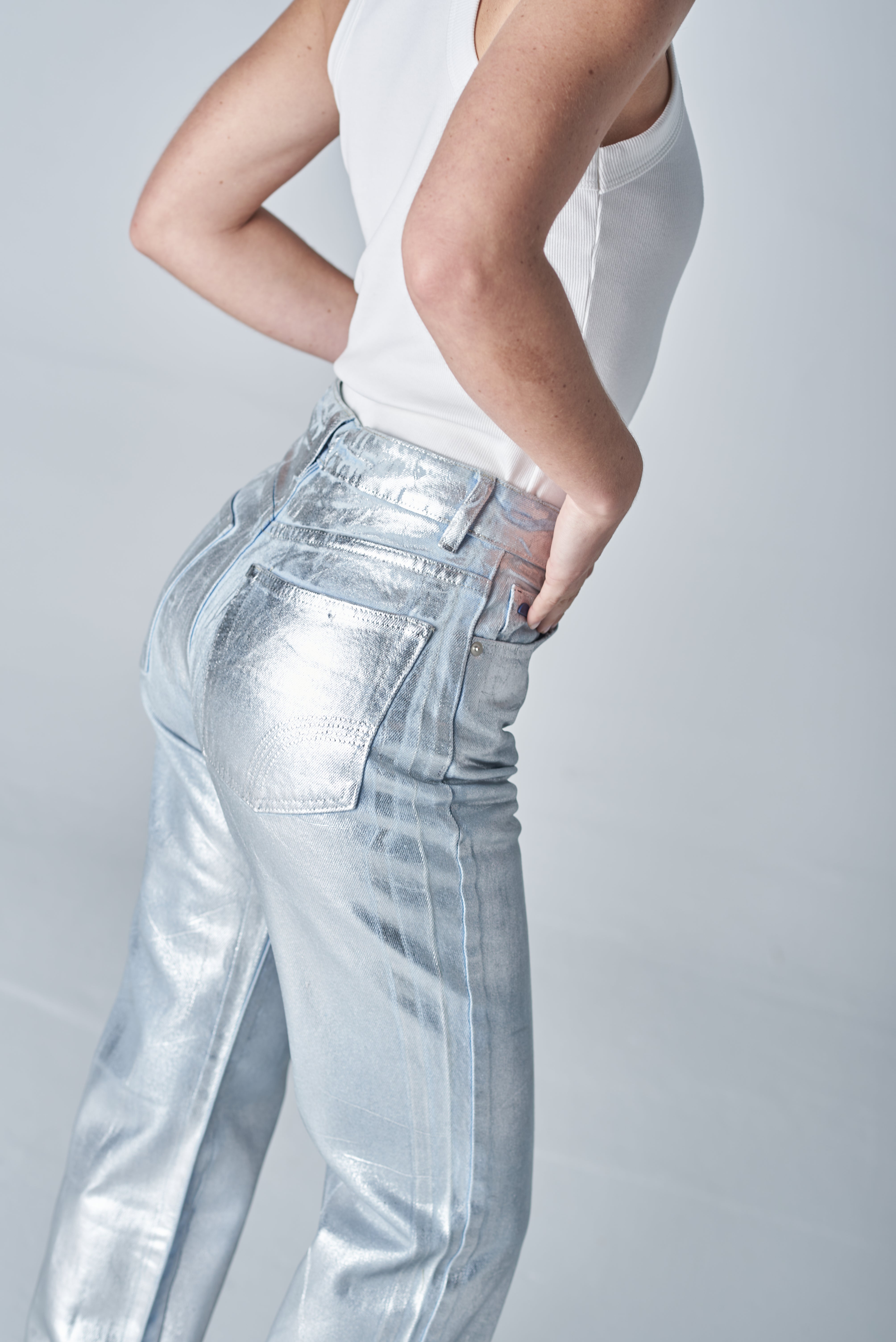 Shiny Straight Jean 034