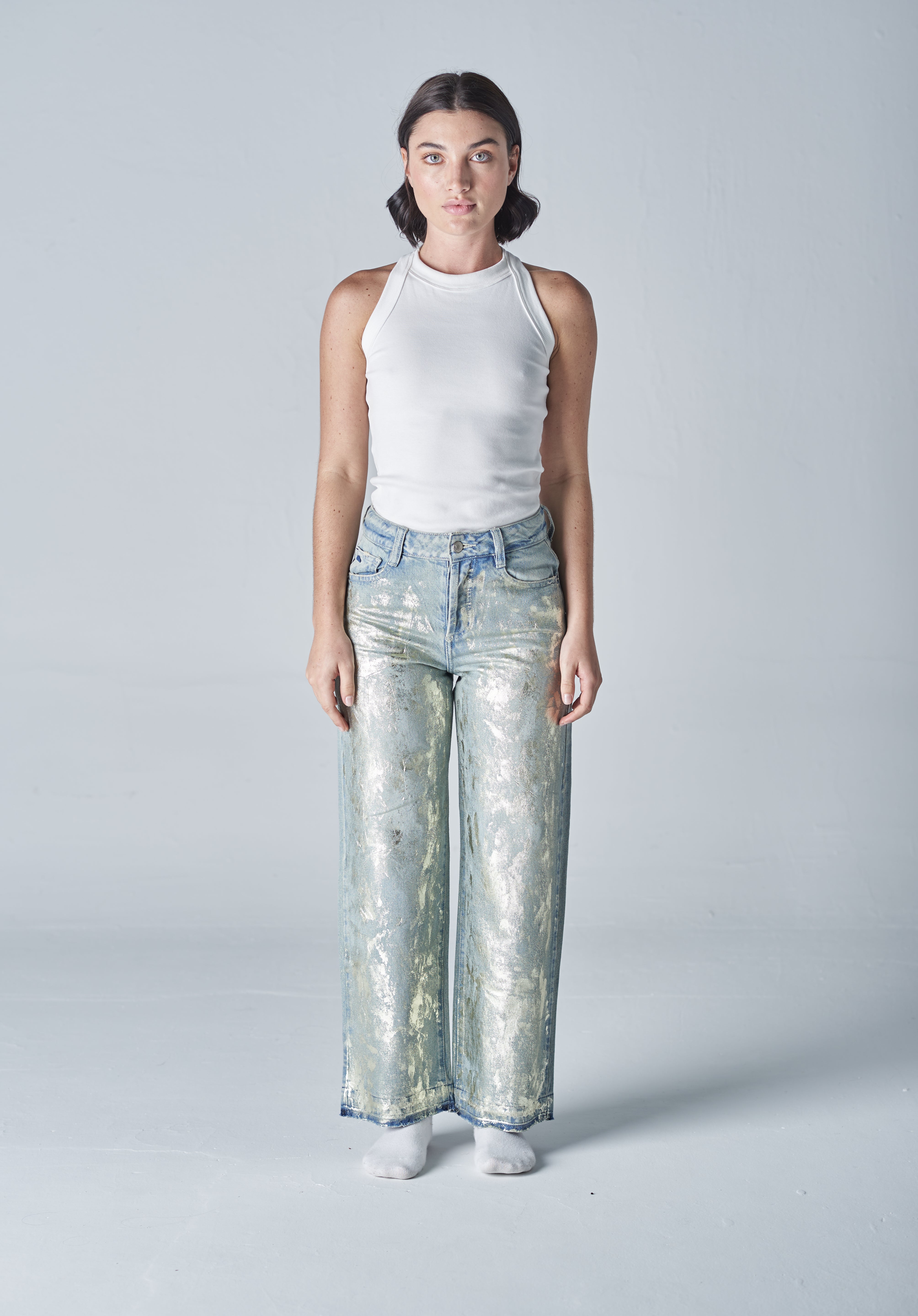 The new Shiny Wide Jean 042