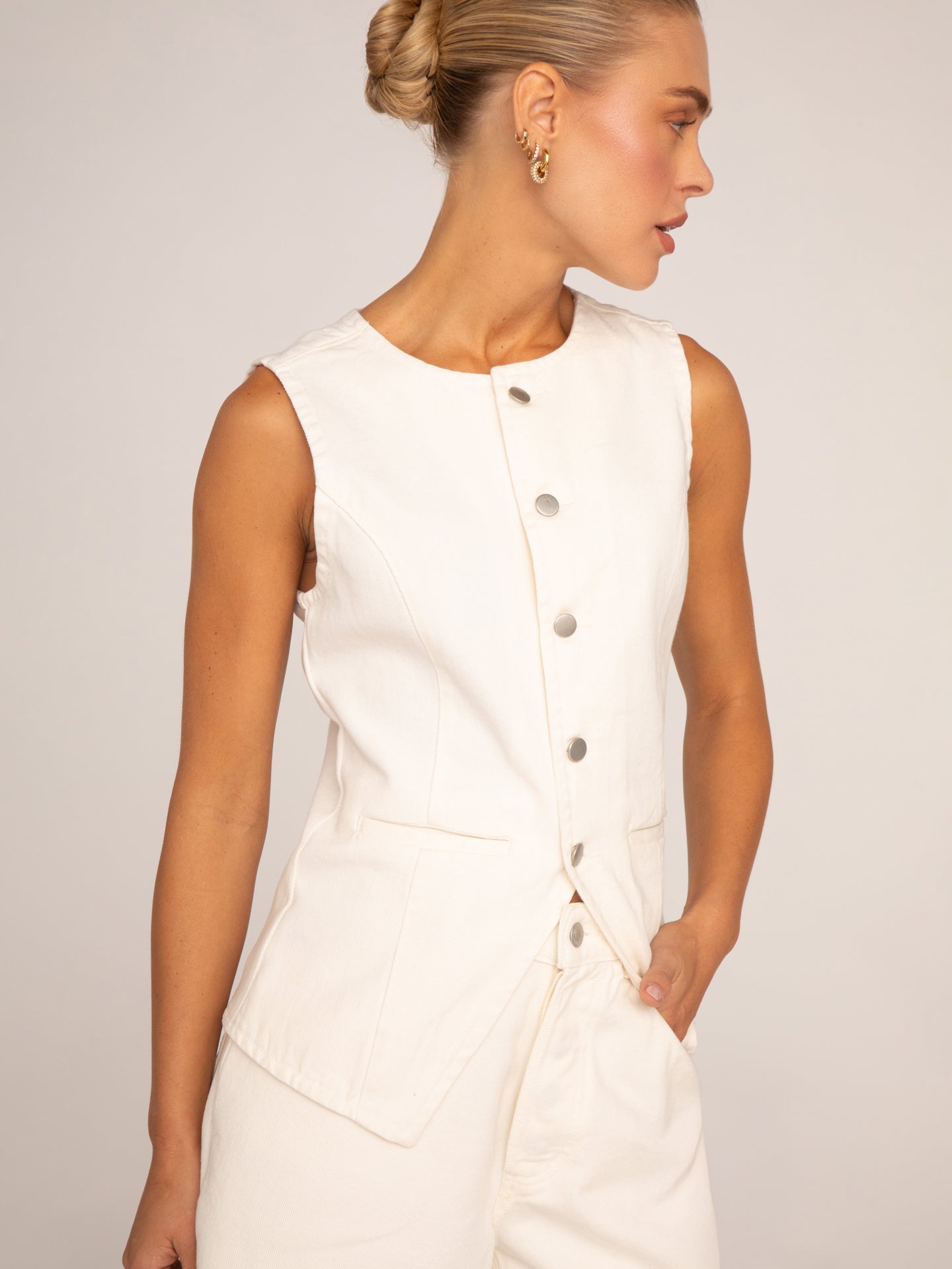 Upper East Set Bermuda and Vest