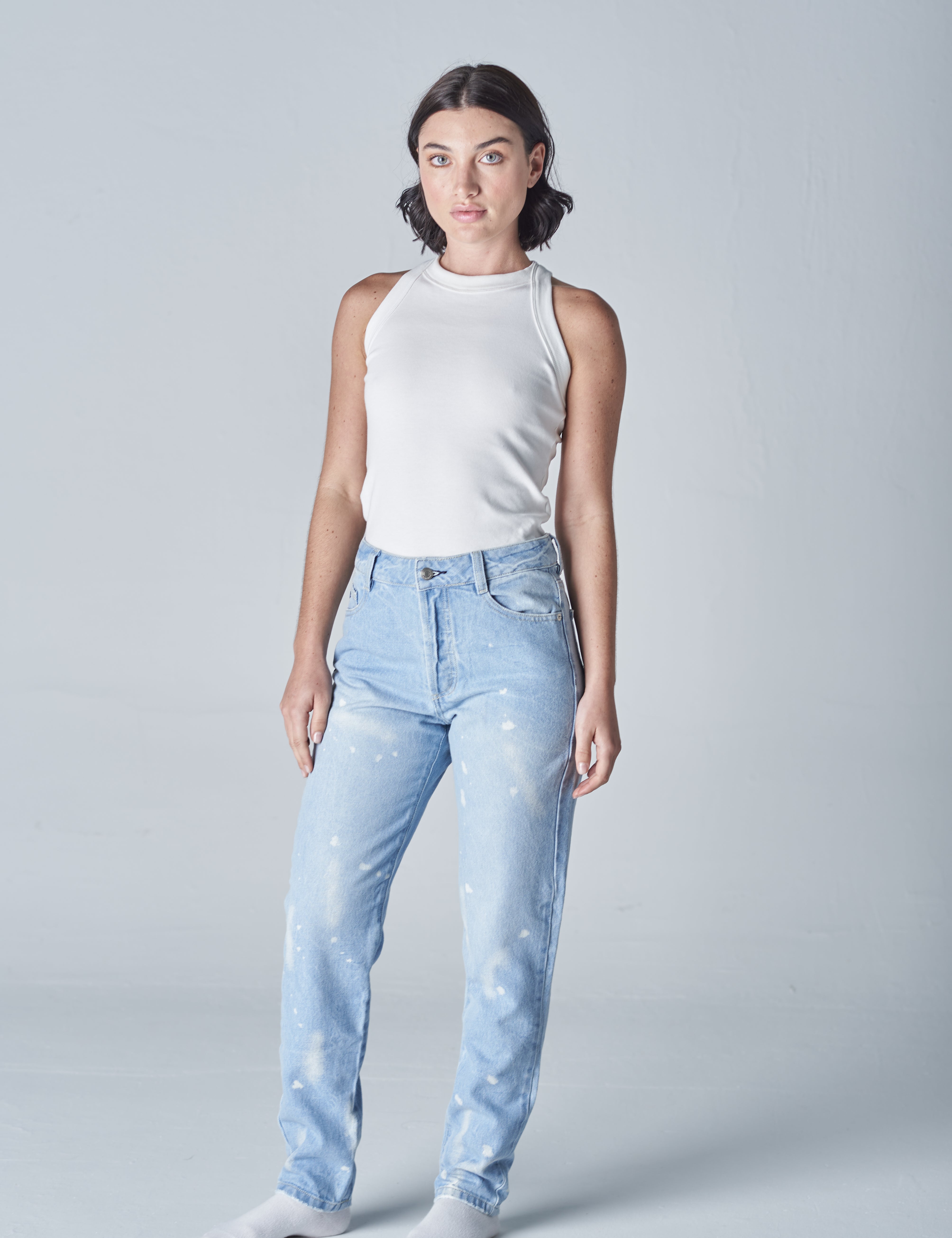Pantalones mom jeans para mujer y estilo relajado, ideales para un look casual